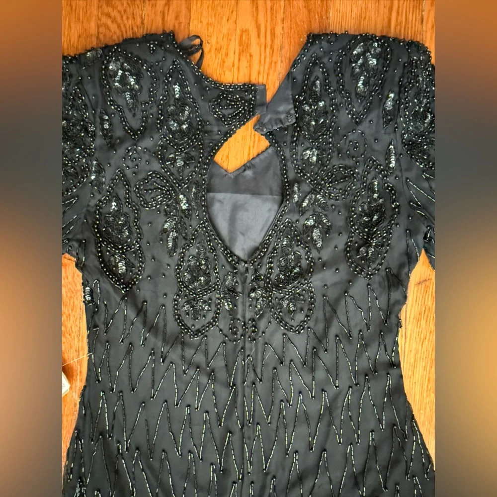 Vintage Mark & John 100% silk beaded black cocktail dress M - Picture 5 of 9